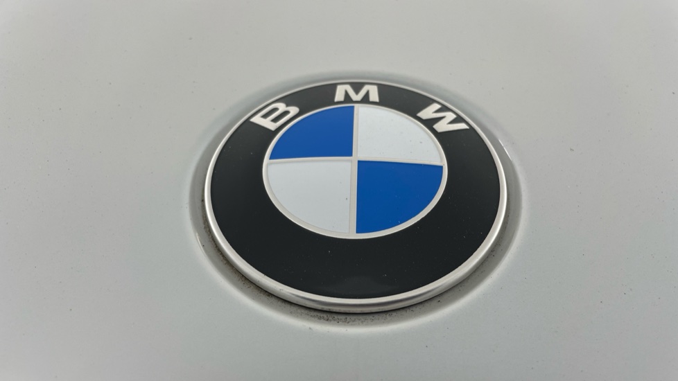 BMW 3 Series M340d xDrive MHT 4dr Step Auto Diesel Saloon - Image 24