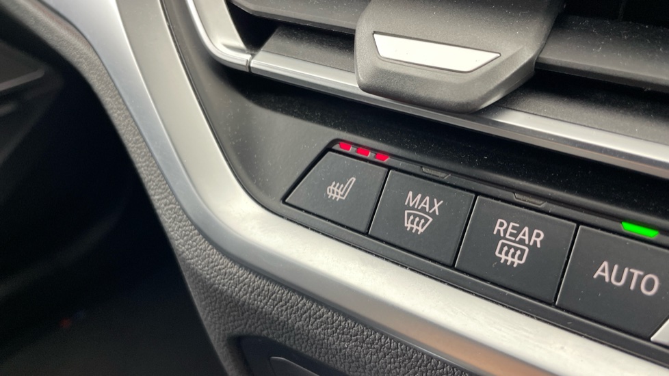 BMW 3 Series M340d xDrive MHT 4dr Step Auto Diesel Saloon - Image 54