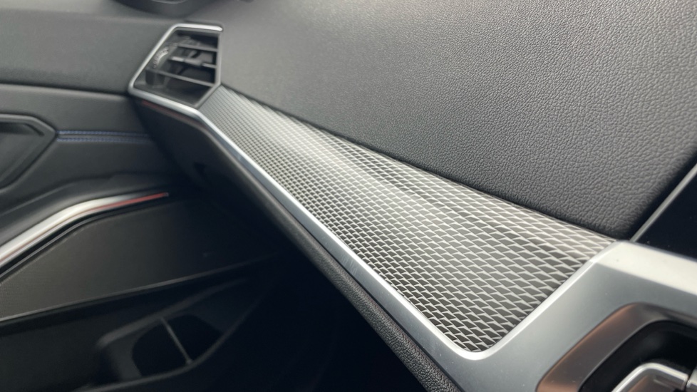 BMW 3 Series M340d xDrive MHT 4dr Step Auto Diesel Saloon - Image 56