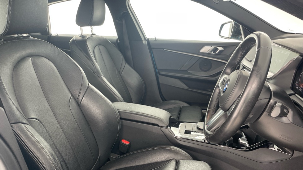 BMW 2 Series 218i [136] M Sport 4dr DCT Petrol Saloon - Image 11