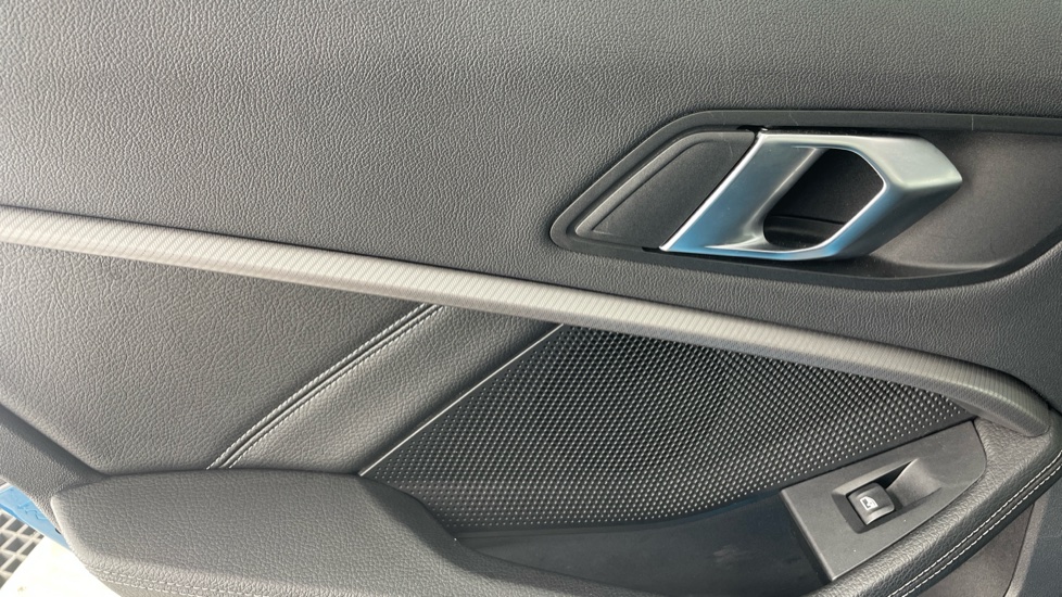 BMW 2 Series 218i [136] M Sport 4dr DCT Petrol Saloon - Image 31