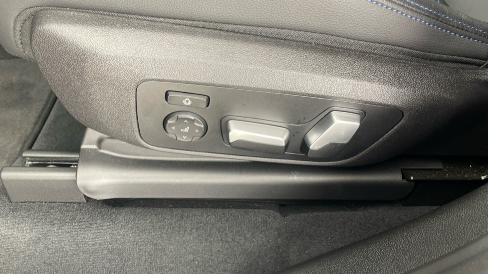 BMW X3 xDrive M40i 5dr Step Auto Petrol Estate - Image 30