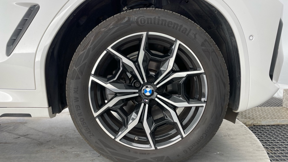 BMW X3 xDrive20i MHT M Sport 5dr Step Auto Petrol Estate - Image 14