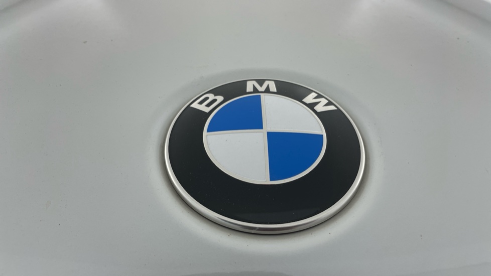BMW X3 xDrive20i MHT M Sport 5dr Step Auto Petrol Estate - Image 24