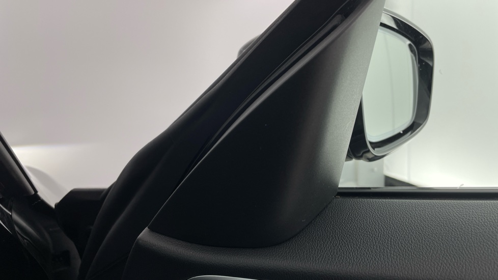 BMW i4 250kW eDrive40 M Sport 83.9kWh 5dr Auto Electric Hatchback - Image 20