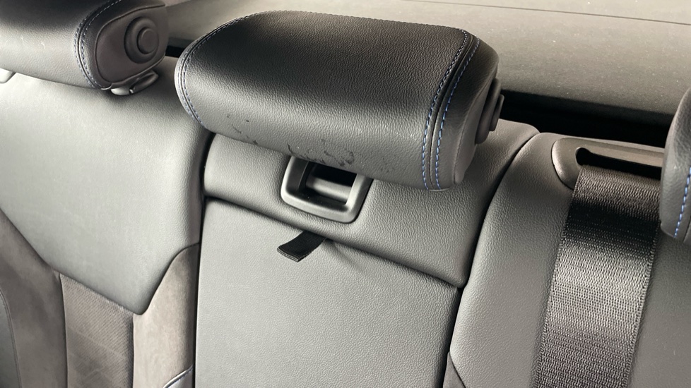 BMW i4 250kW eDrive40 M Sport 83.9kWh 5dr Auto Electric Hatchback - Image 37