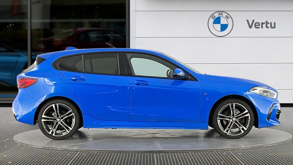 BMW 1 Series 118i [136] M Sport 5dr Step Auto Petrol Hatchback - Image 3