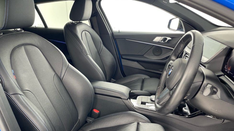 BMW 1 Series 118i [136] M Sport 5dr Step Auto Petrol Hatchback - Image 11