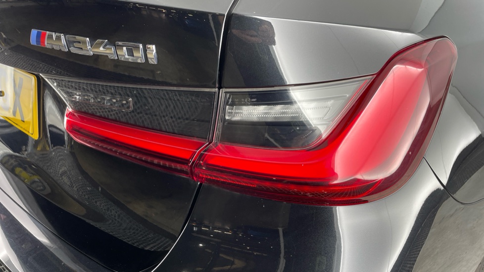 BMW 3 Series M340i xDrive MHT 5dr Step Auto Petrol Estate - Image 22