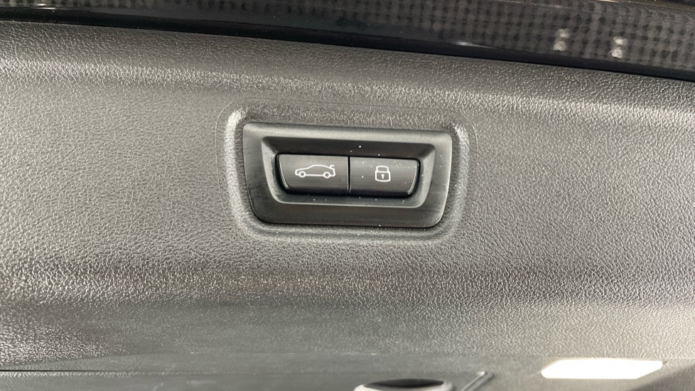BMW 3 Series M340i xDrive MHT 5dr Step Auto Petrol Estate - Image 46