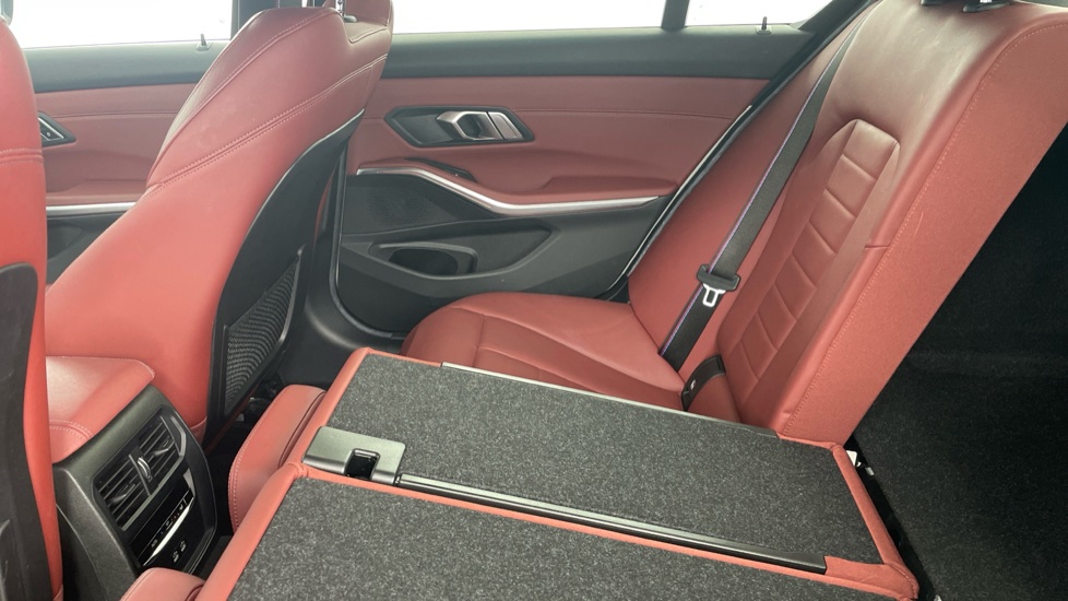 BMW 3 Series 320i M Sport 4dr Step Auto Petrol Saloon - Image 37
