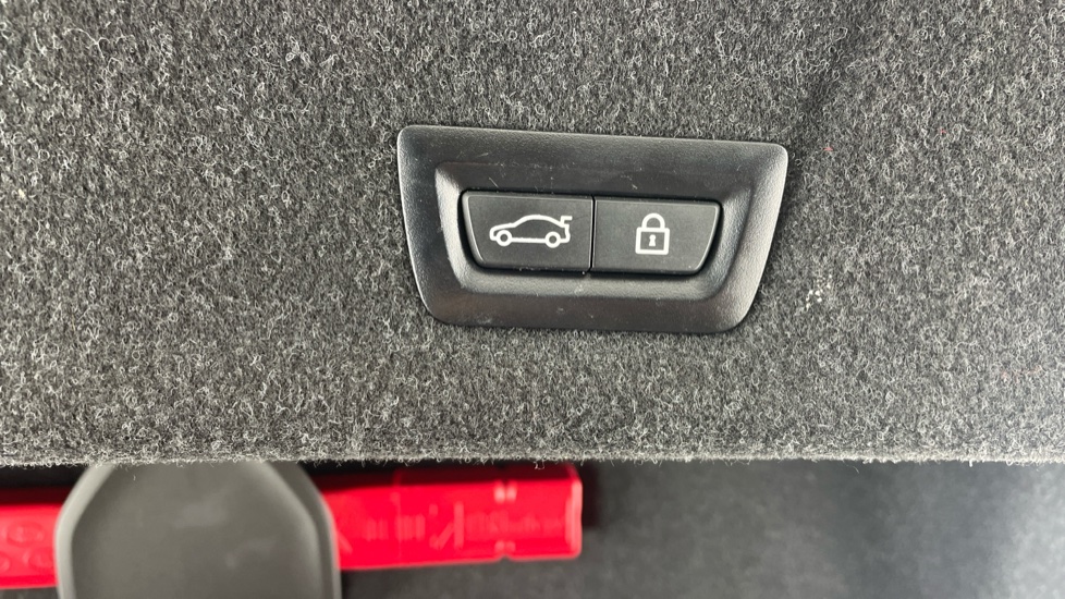 BMW 3 Series 320i M Sport 4dr Step Auto Petrol Saloon - Image 42