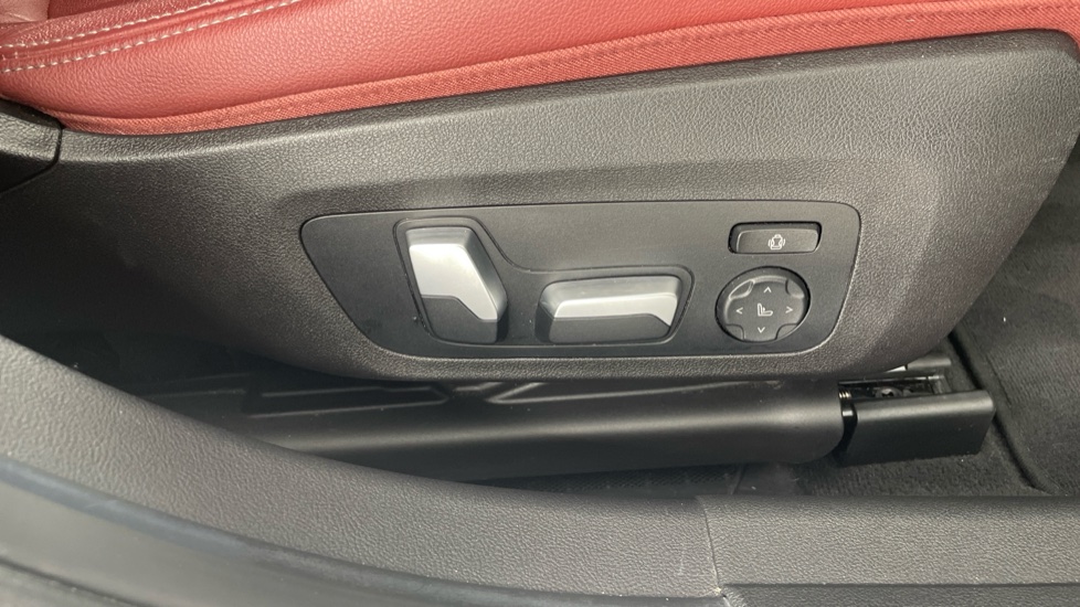 BMW 3 Series 320i M Sport 4dr Step Auto Petrol Saloon - Image 50