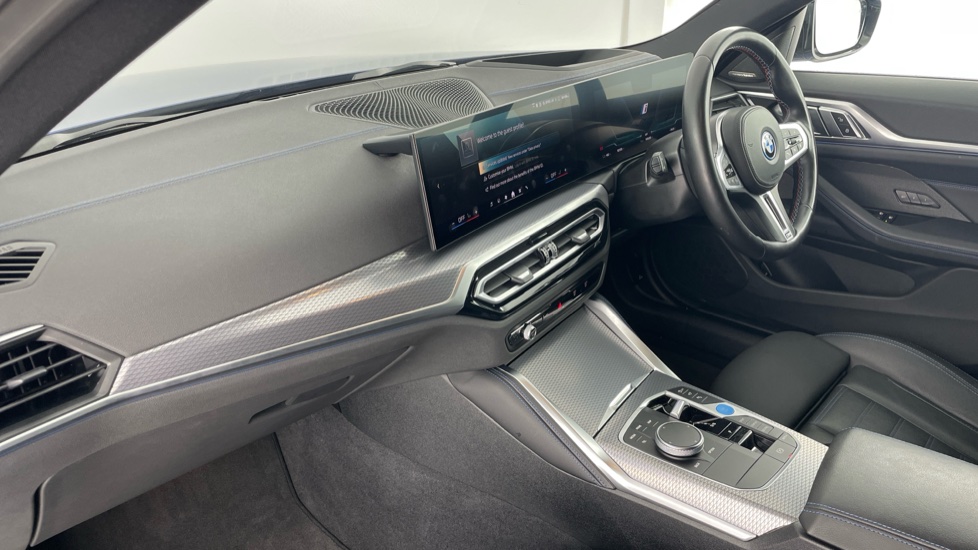 BMW i4 400kW M50 83.9kWh 5dr Auto Electric Hatchback - Image 7