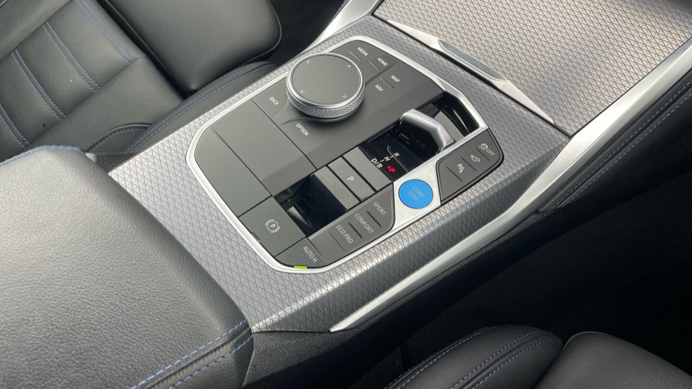 BMW i4 400kW M50 83.9kWh 5dr Auto Electric Hatchback - Image 10