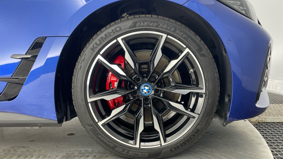 BMW i4 400kW M50 83.9kWh 5dr Auto Electric Hatchback - Image 14