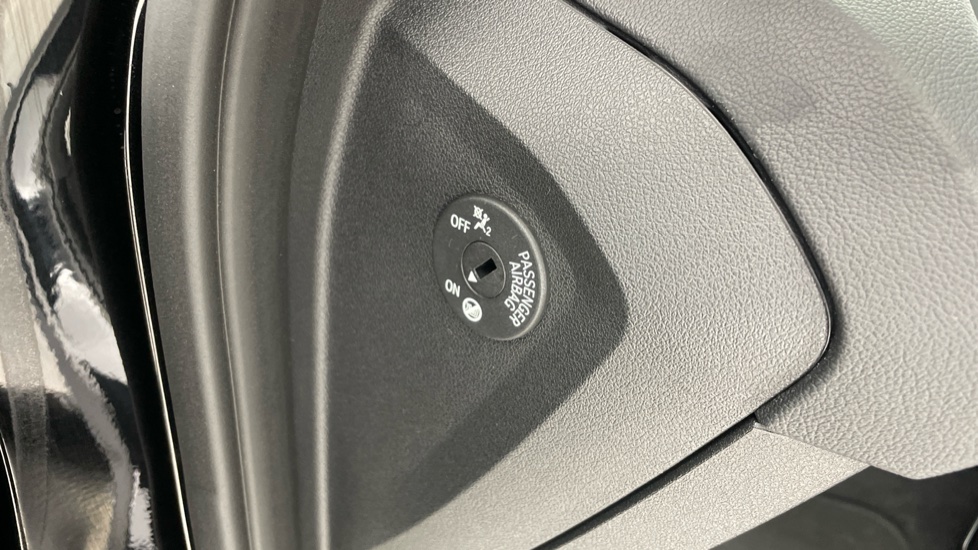BMW 1 Series M135i xDrive 5dr Step Auto Petrol Hatchback - Image 29