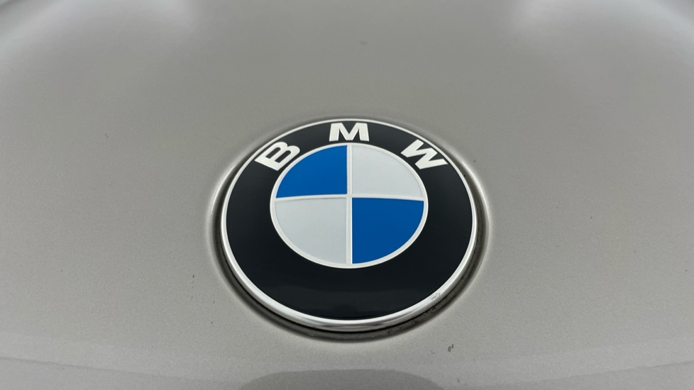 BMW X1 xDrive 20i xLine 5dr Step Auto Petrol Estate - Image 24