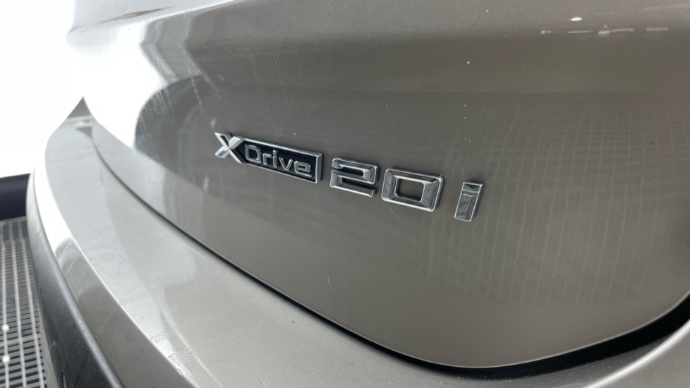 BMW X1 xDrive 20i xLine 5dr Step Auto Petrol Estate - Image 41