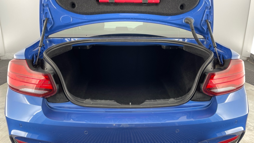 BMW 2 Series 220i M Sport 2dr [Nav] Step Auto Petrol Coupe - Image 13