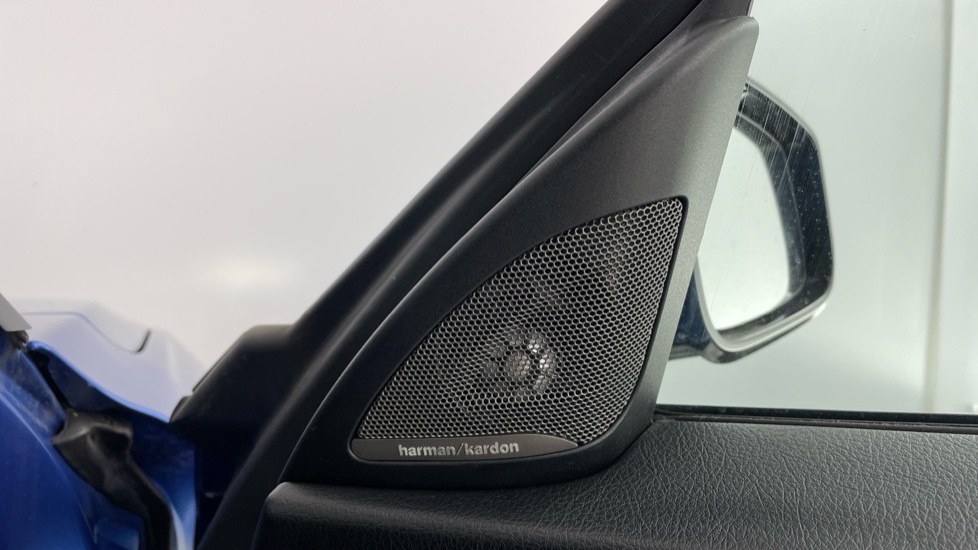 BMW 2 Series 220i M Sport 2dr [Nav] Step Auto Petrol Coupe - Image 20