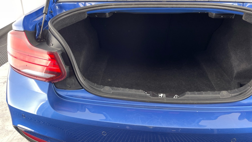 BMW 2 Series 220i M Sport 2dr [Nav] Step Auto Petrol Coupe - Image 36