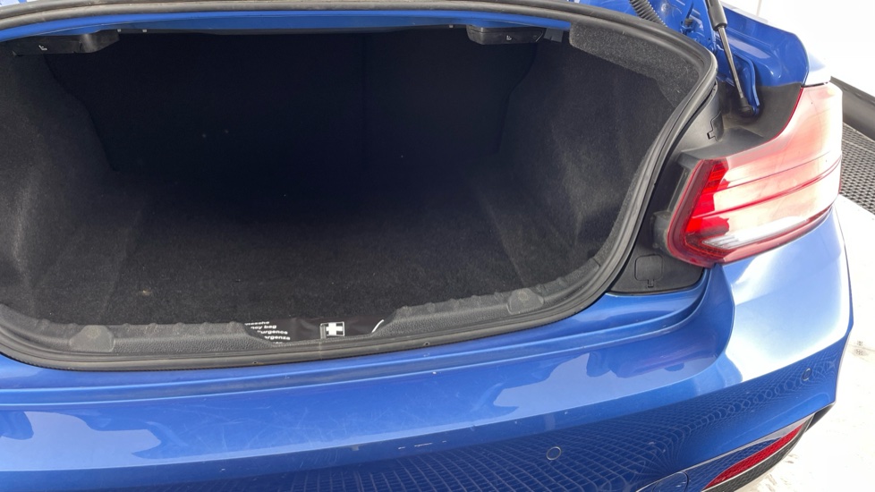 BMW 2 Series 220i M Sport 2dr [Nav] Step Auto Petrol Coupe - Image 37