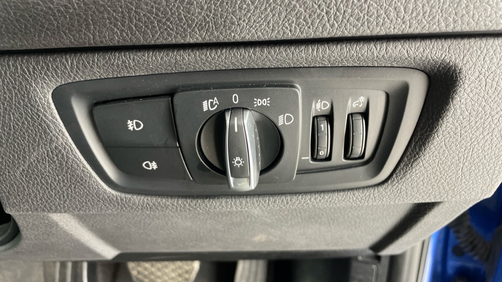 BMW 2 Series 220i M Sport 2dr [Nav] Step Auto Petrol Coupe - Image 47