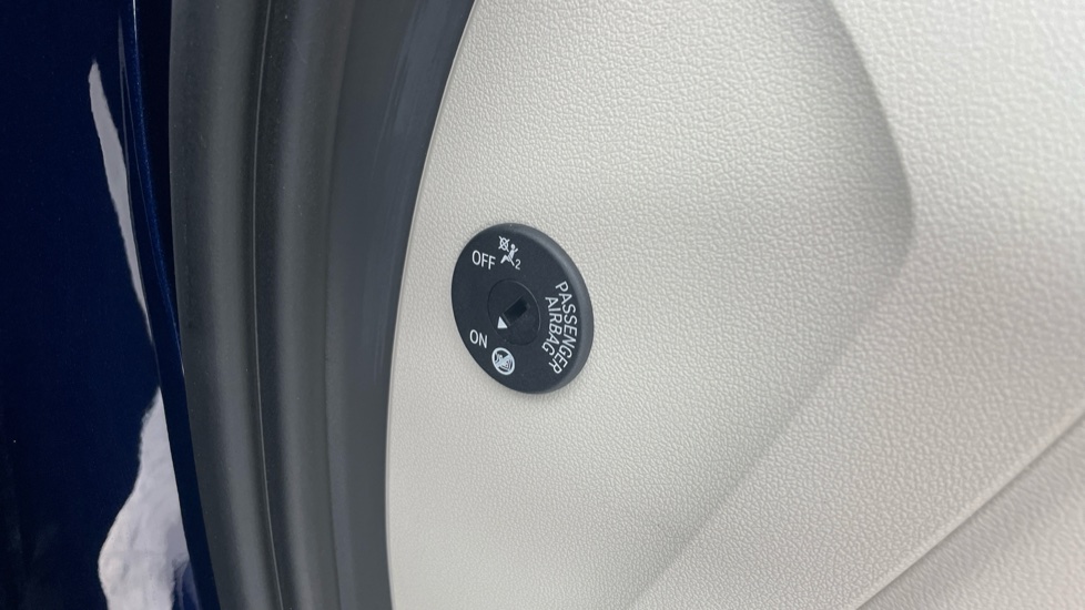 BMW X5 xDrive40d MHT M Sport 5dr Auto Diesel Estate - Image 30