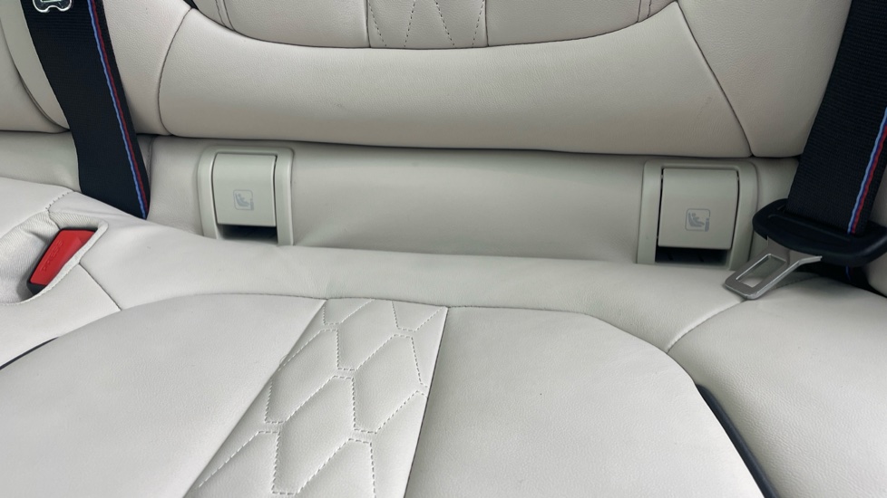BMW X5 xDrive40d MHT M Sport 5dr Auto Diesel Estate - Image 34