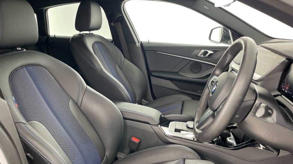 BMW 2 Series 218i [136] M Sport 4dr DCT Petrol Saloon - Image 11