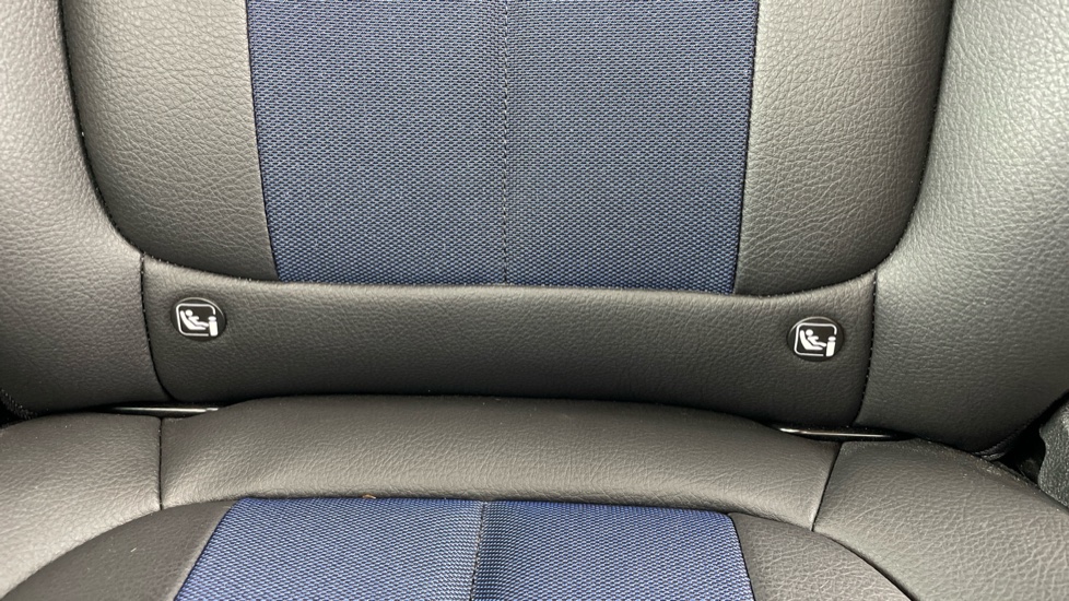 BMW 2 Series 218i [136] M Sport 4dr DCT Petrol Saloon - Image 28