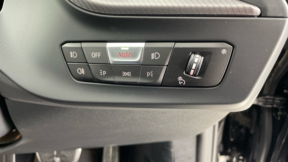 BMW 2 Series 218i [136] M Sport 4dr DCT Petrol Saloon - Image 54