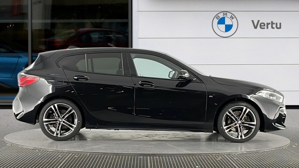 BMW 1 Series 118i [136] M Sport 5dr Step Auto [LCP] Petrol Hatchback - Image 3