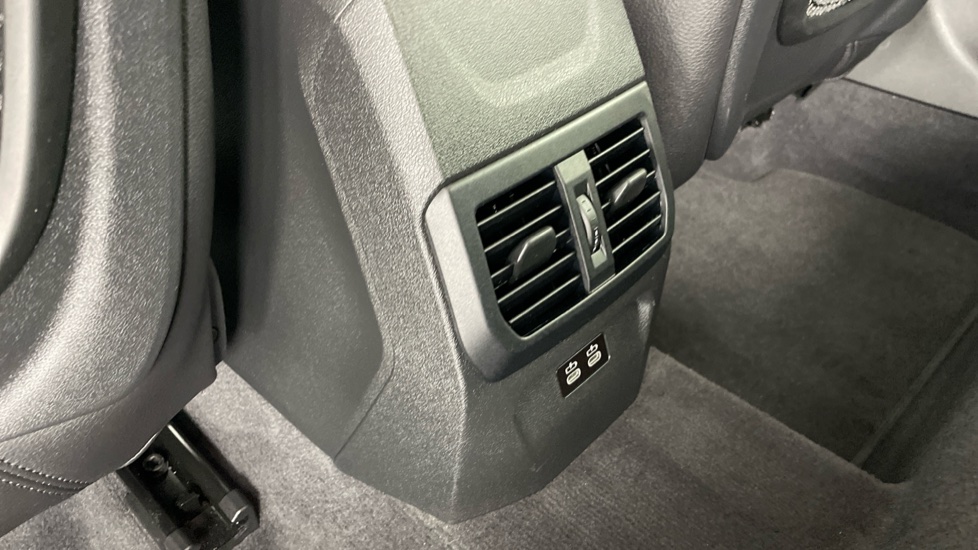 BMW 1 Series 118i [136] M Sport 5dr Step Auto [LCP] Petrol Hatchback - Image 31