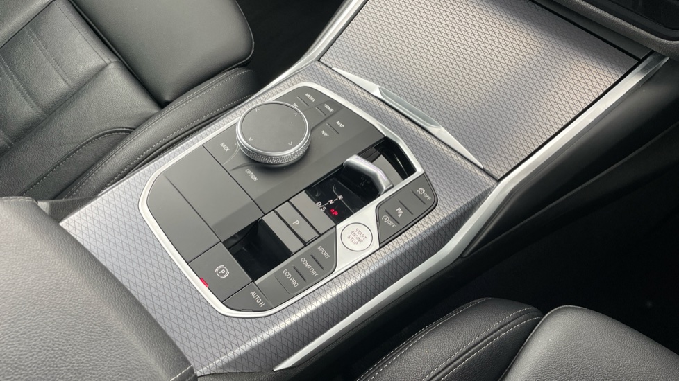 BMW 3 Series 320i M Sport 4dr Step Auto [Pro Pack] Petrol Saloon - Image 10