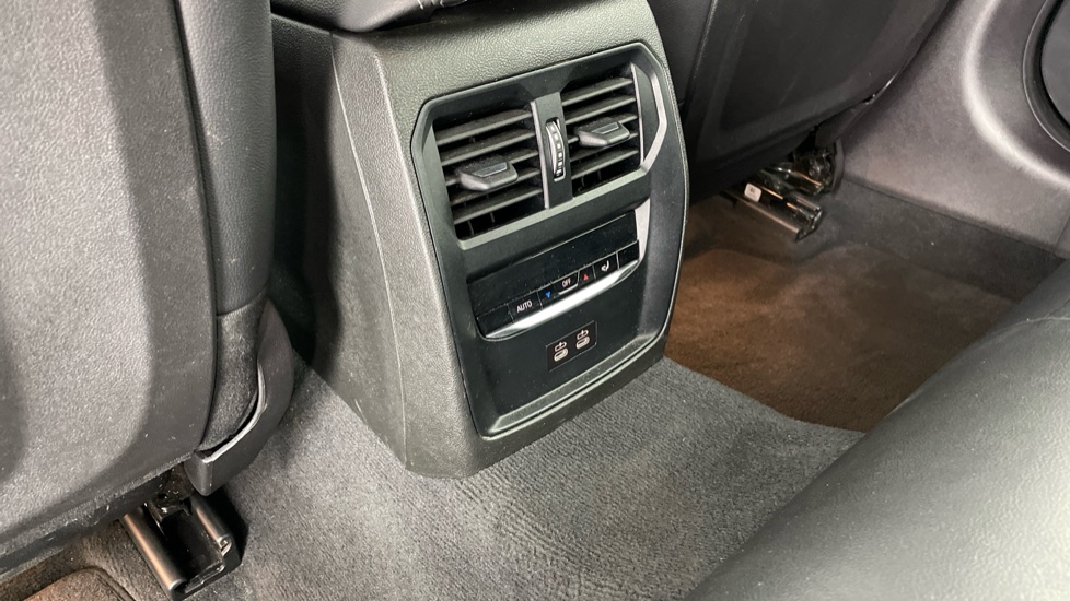 BMW 3 Series 320i M Sport 4dr Step Auto [Pro Pack] Petrol Saloon - Image 31
