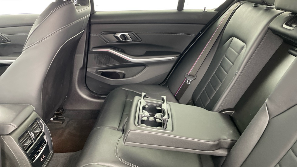 BMW 3 Series 320i M Sport 4dr Step Auto [Pro Pack] Petrol Saloon - Image 33