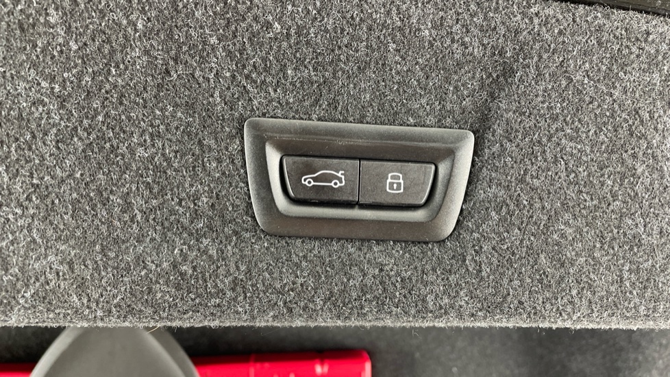BMW 3 Series 320i M Sport 4dr Step Auto [Pro Pack] Petrol Saloon - Image 41