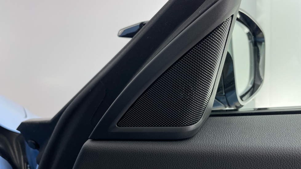 BMW 2 Series M240i xDrive 2dr Step Auto Petrol Coupe - Image 20