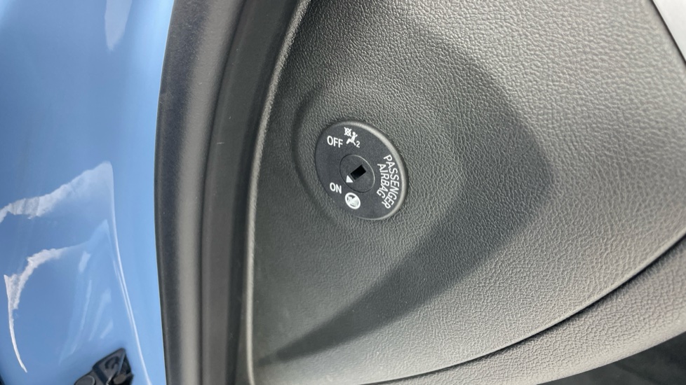 BMW 2 Series M240i xDrive 2dr Step Auto Petrol Coupe - Image 30