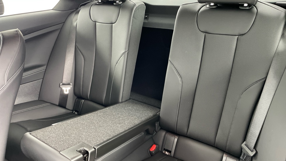 BMW 2 Series M240i xDrive 2dr Step Auto Petrol Coupe - Image 37