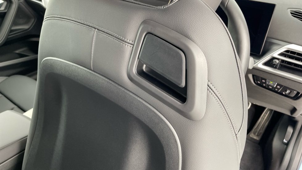 BMW 2 Series M240i xDrive 2dr Step Auto Petrol Coupe - Image 47