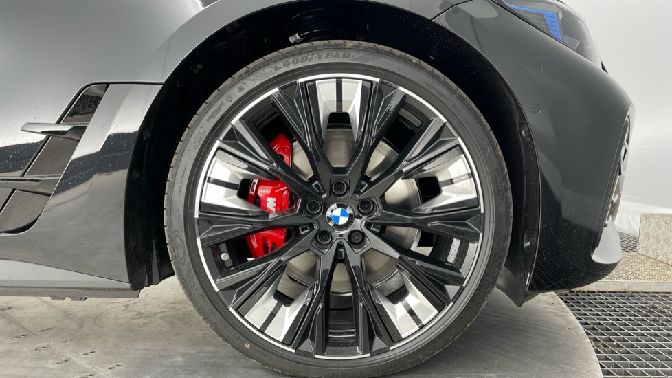 BMW i4 440kW M60 83.9kWh 5dr Auto [Tech/Pro pack] Electric Hatchback - Image 14