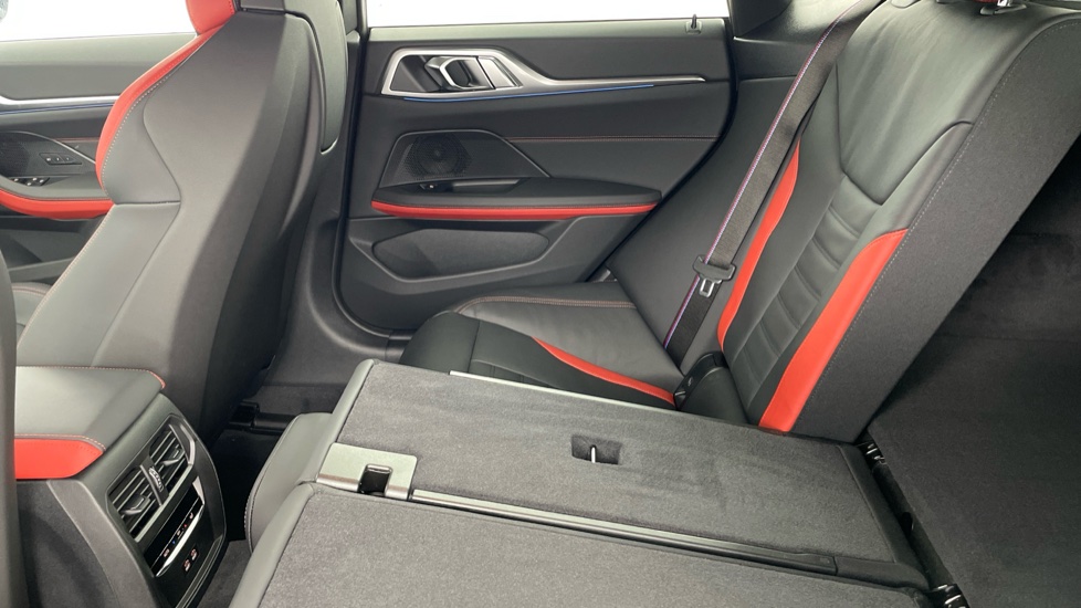 BMW i4 440kW M60 83.9kWh 5dr Auto [Tech/Pro pack] Electric Hatchback - Image 42