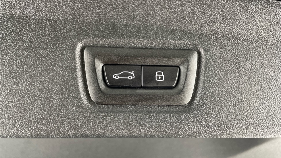 BMW i4 440kW M60 83.9kWh 5dr Auto [Tech/Pro pack] Electric Hatchback - Image 47