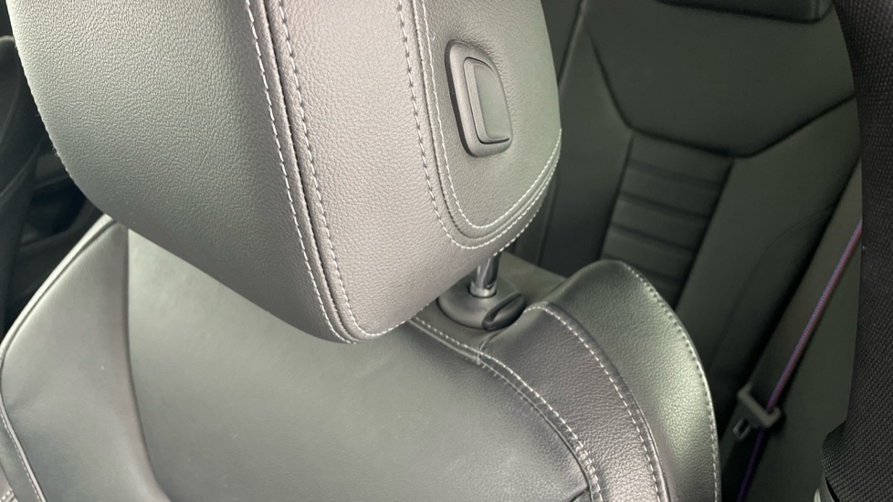 BMW 4 Series 430i M Sport 2dr Step Auto [Pro Pack] Petrol Coupe - Image 28