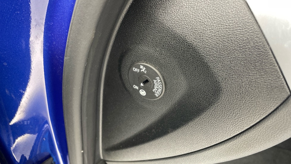 BMW 4 Series 430i M Sport 2dr Step Auto [Pro Pack] Petrol Coupe - Image 29
