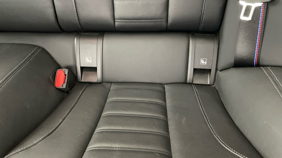 BMW 4 Series 430i M Sport 2dr Step Auto [Pro Pack] Petrol Coupe - Image 32