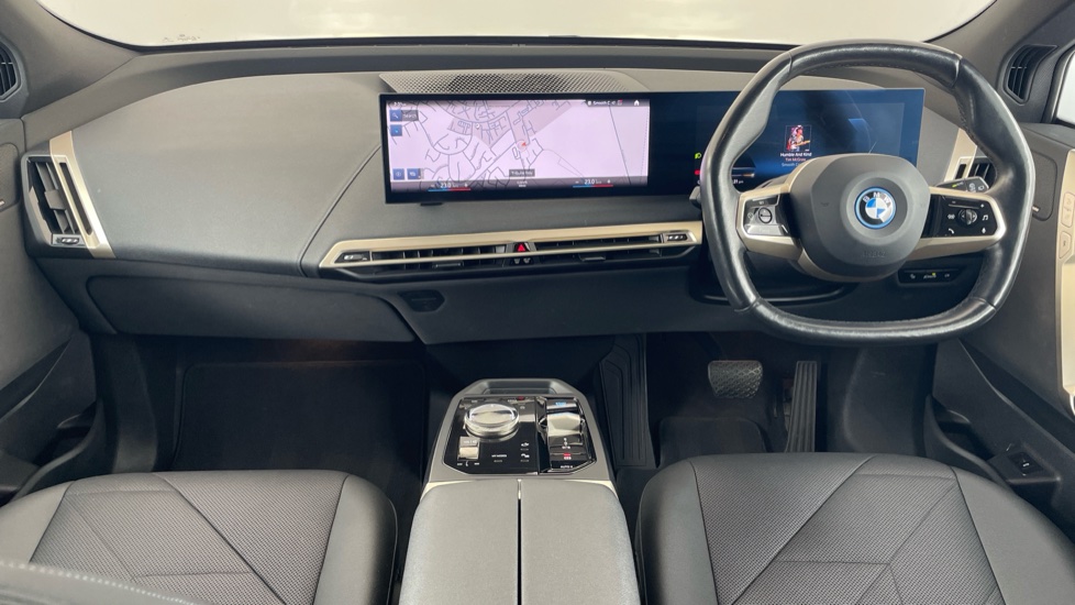 BMW iX 240kW xDrive40 M Sport Edition 76.6kWh 5dr Auto Electric Estate - Image 4
